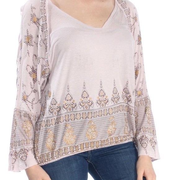 Free People Tops - ✨HP✨ Free People Printed Bell Sleeve Top